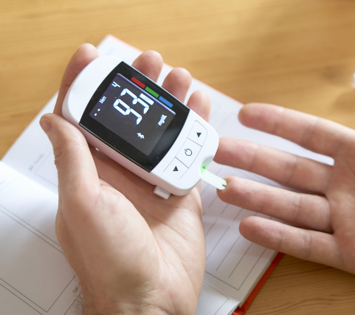 気づかないうちに進む糖尿病、専門医がしっかり診断・治療します